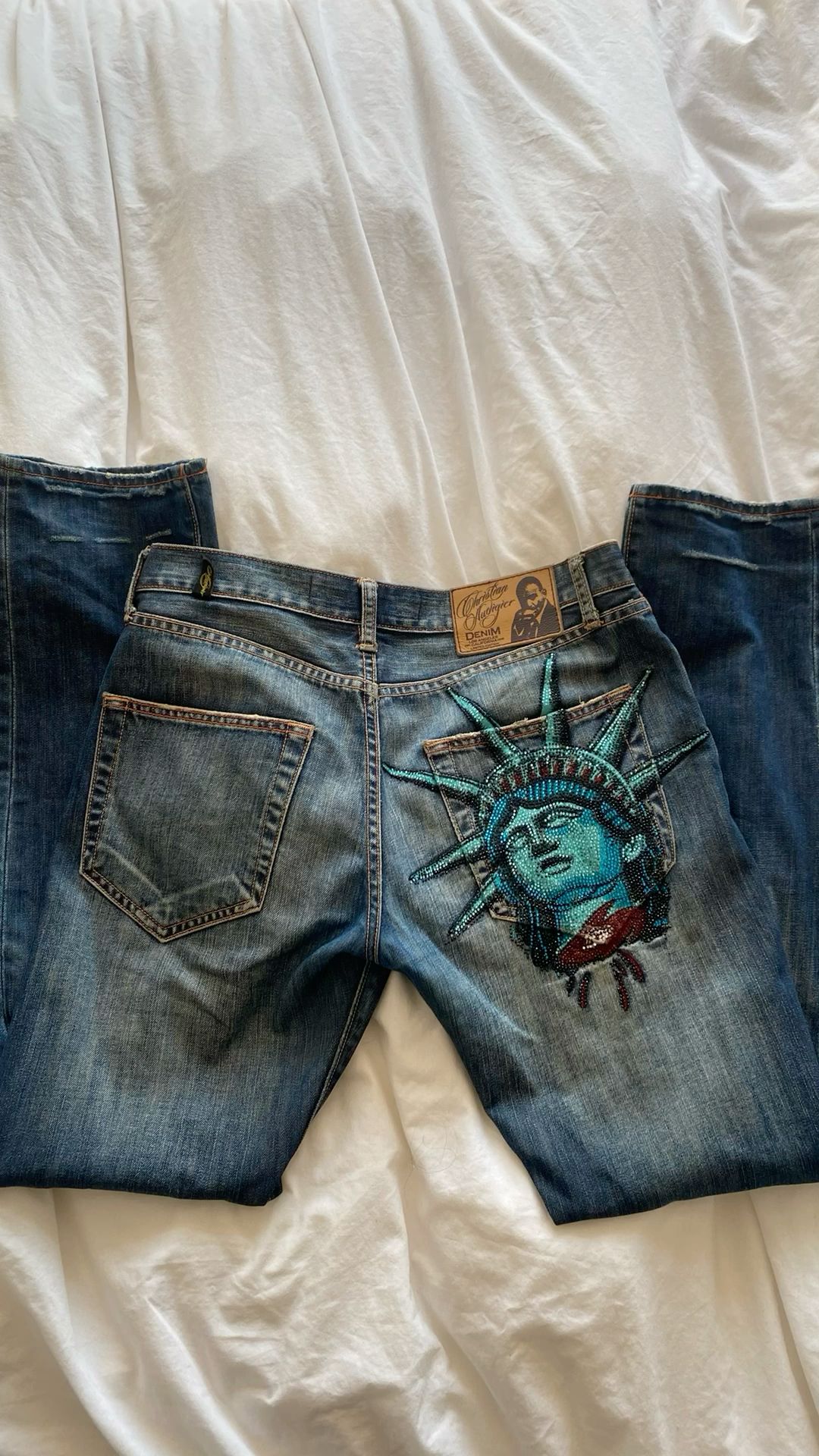 Y2k 2000'ler Özgürlük Heykeli  - Embroidery Jeans Sakura incelemesi ve fiyatı