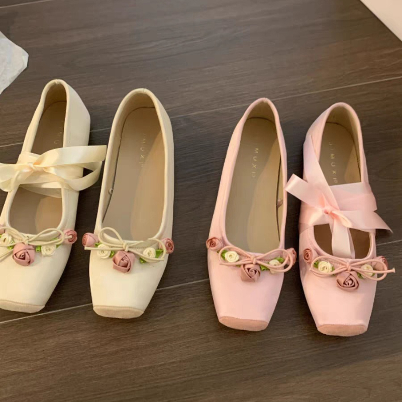 Kadın Flats Bow Marie Janes Ay - Embroidery Designer incelemesi ve fiyatı
