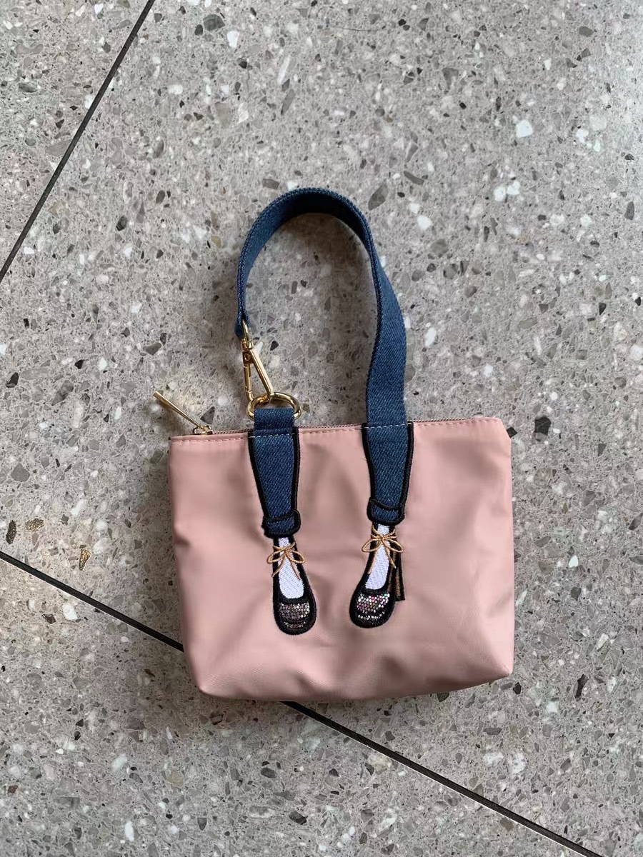 Moda Işlemeli Sıfır Cüzdan Su  - Embroidery Wallet incelemesi ve fiyatı
