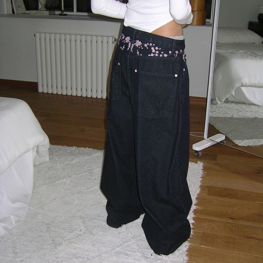 Sakura Nakışlı Yüksek Bel Geni - Embroidery Jeans Sakura incelemesi ve fiyatı