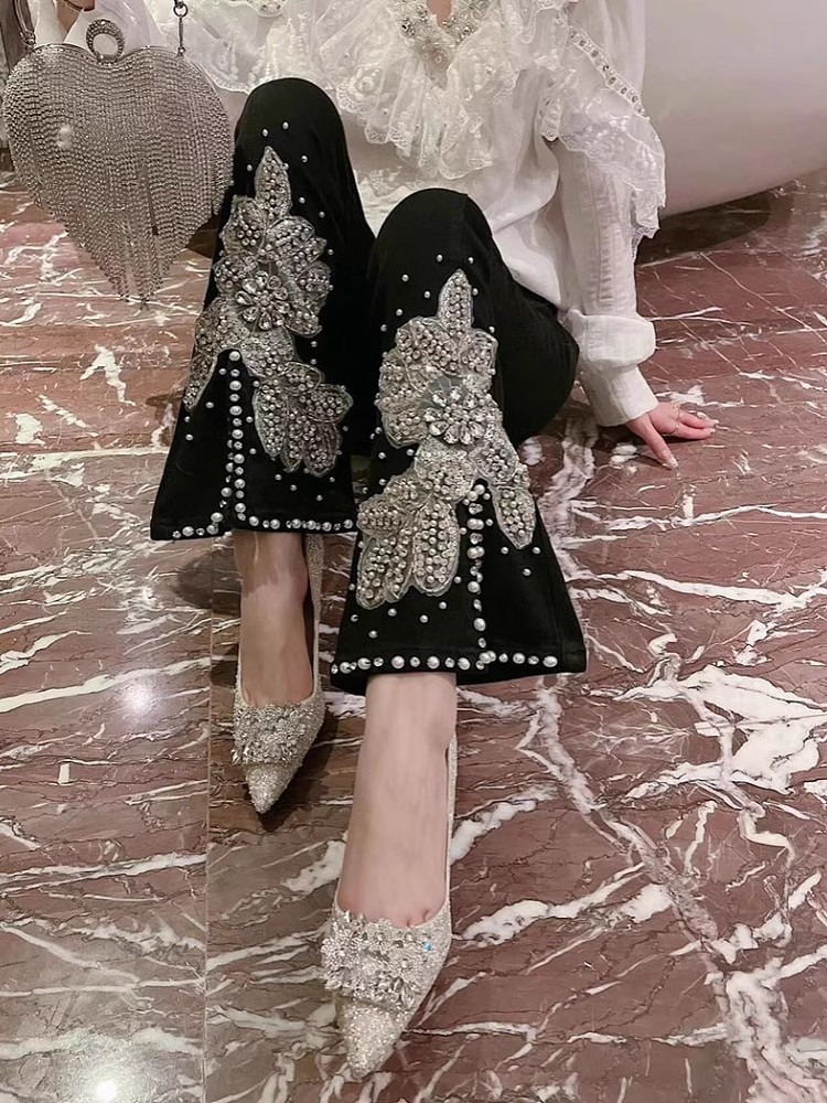 Kadınlar Yüksek Bel Kot Çiçek  - Embroidery Jeans Sakura incelemesi ve fiyatı